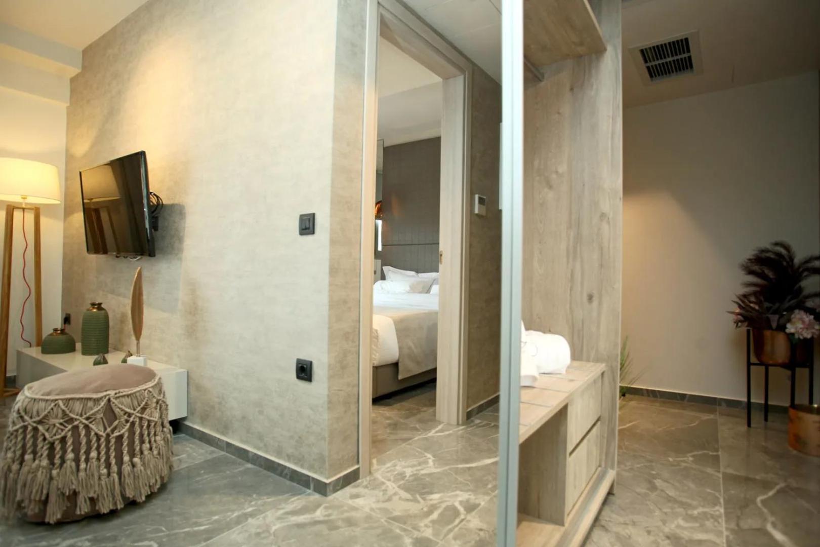 Athinais Luxury Apartments Hanioti Bagian luar foto