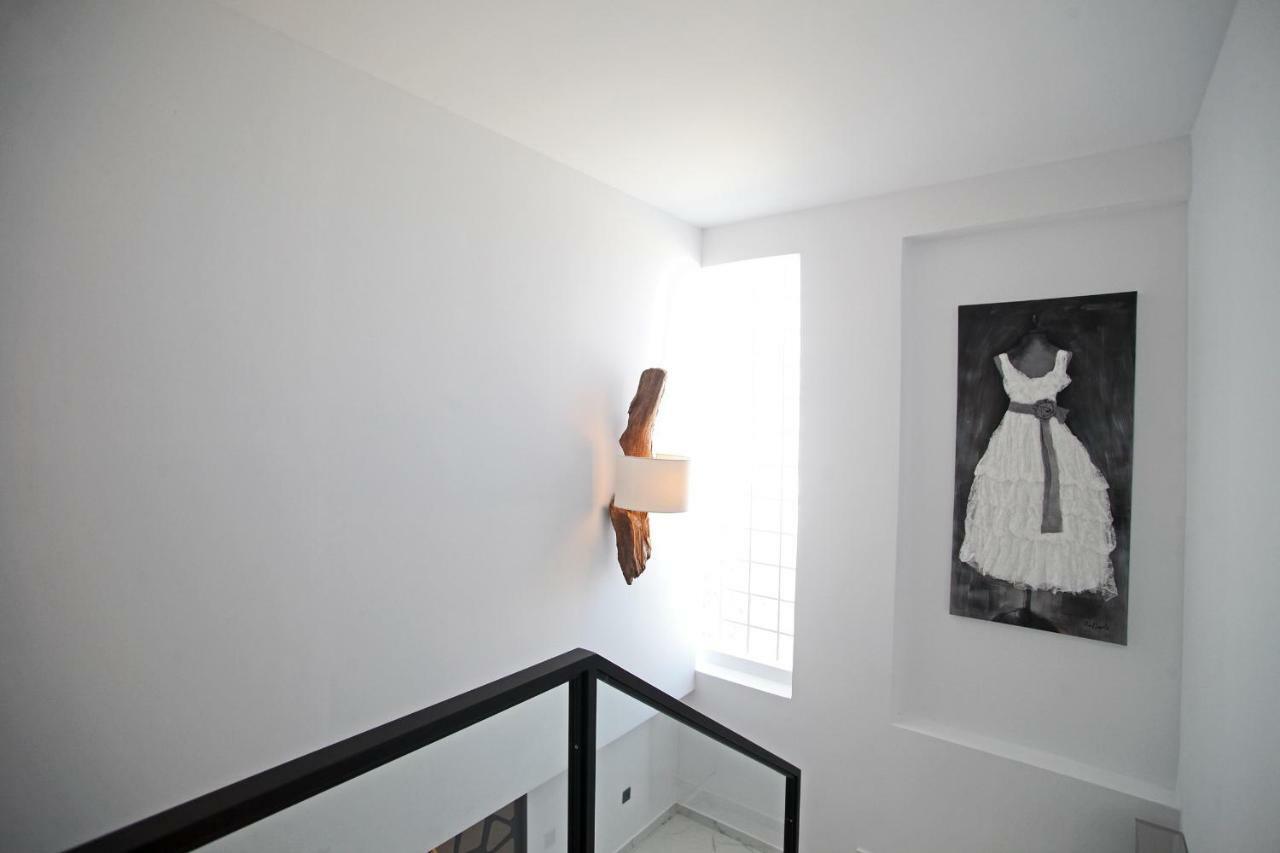 Athinais Luxury Apartments Hanioti Bagian luar foto