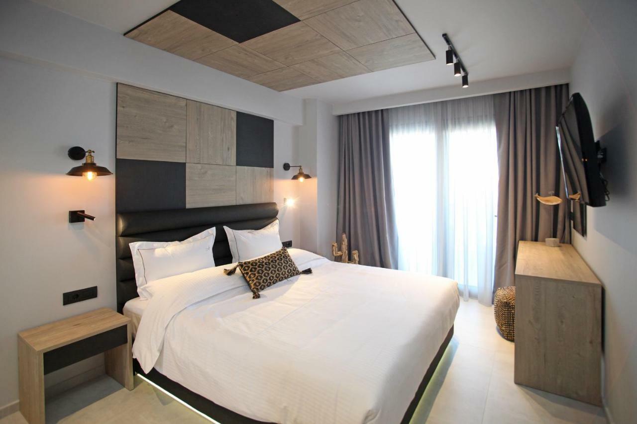 Athinais Luxury Apartments Hanioti Bagian luar foto