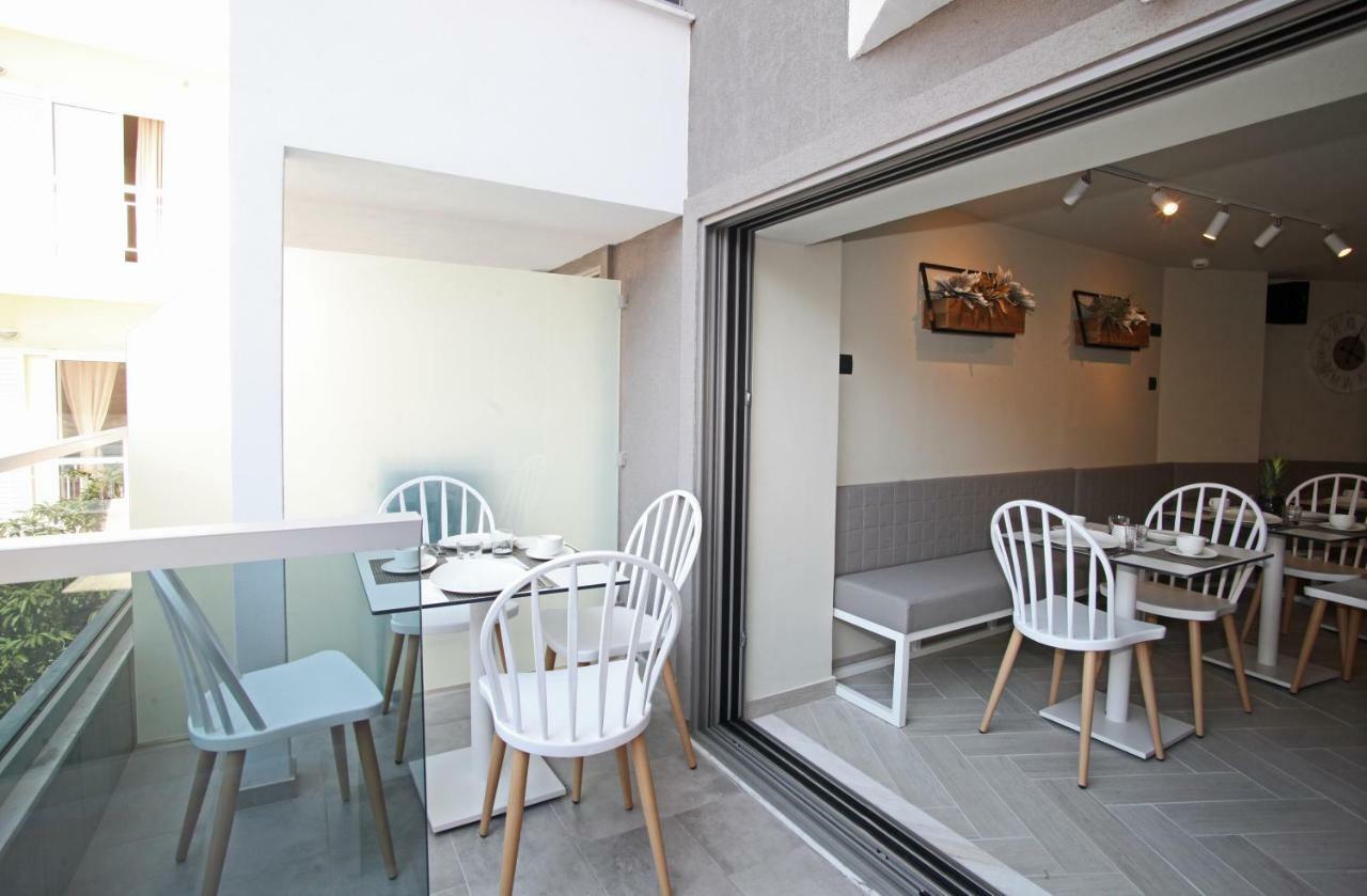 Athinais Luxury Apartments Hanioti Bagian luar foto