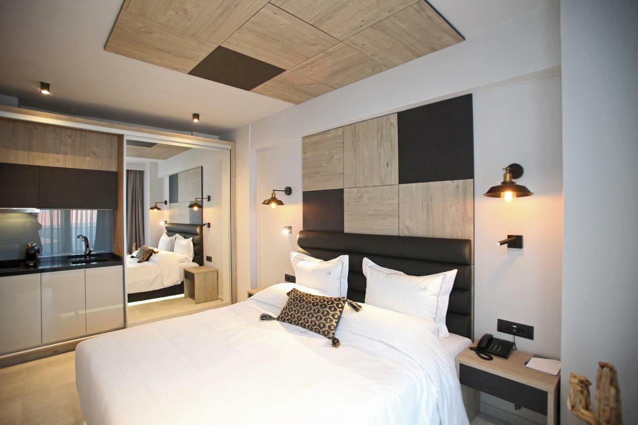 Athinais Luxury Apartments Hanioti Bagian luar foto