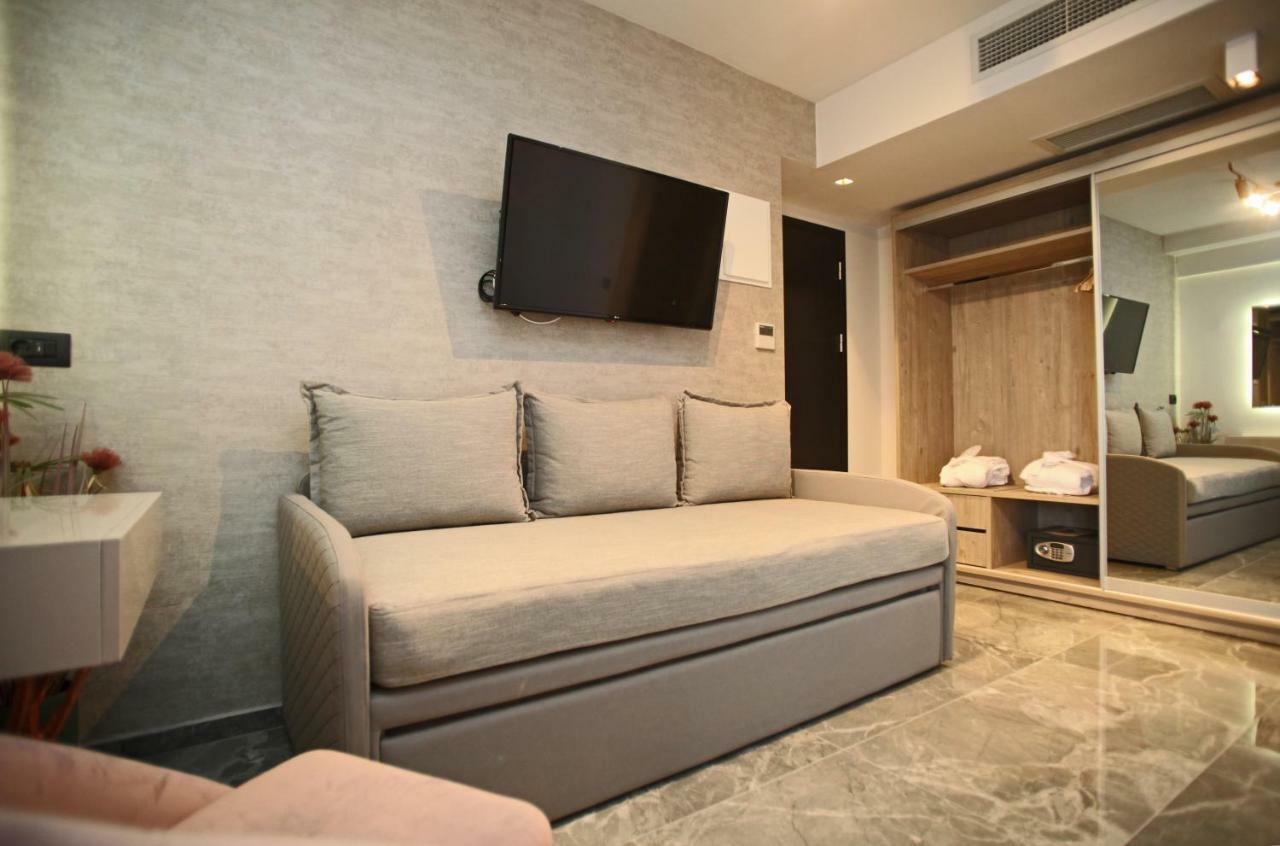 Athinais Luxury Apartments Hanioti Bagian luar foto