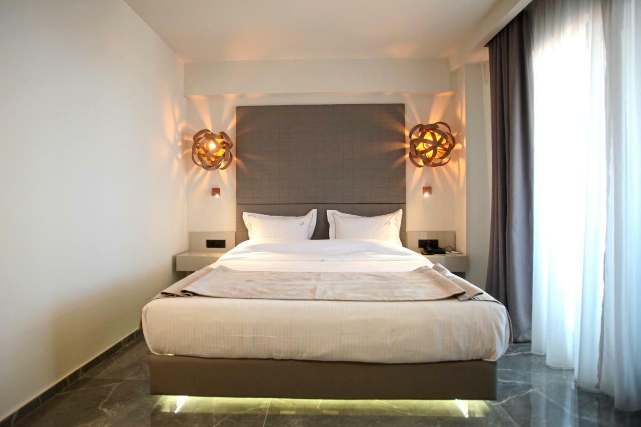 Athinais Luxury Apartments Hanioti Bagian luar foto